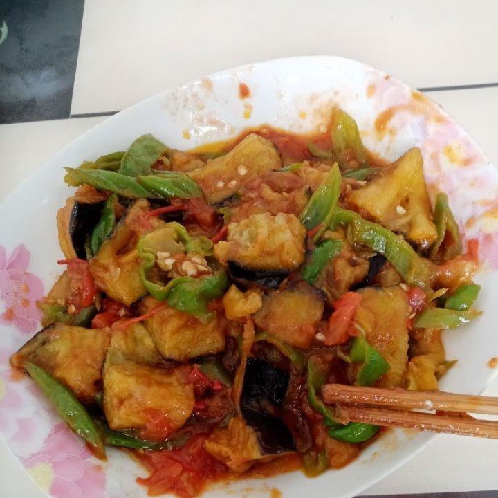 西红柿烧茄子