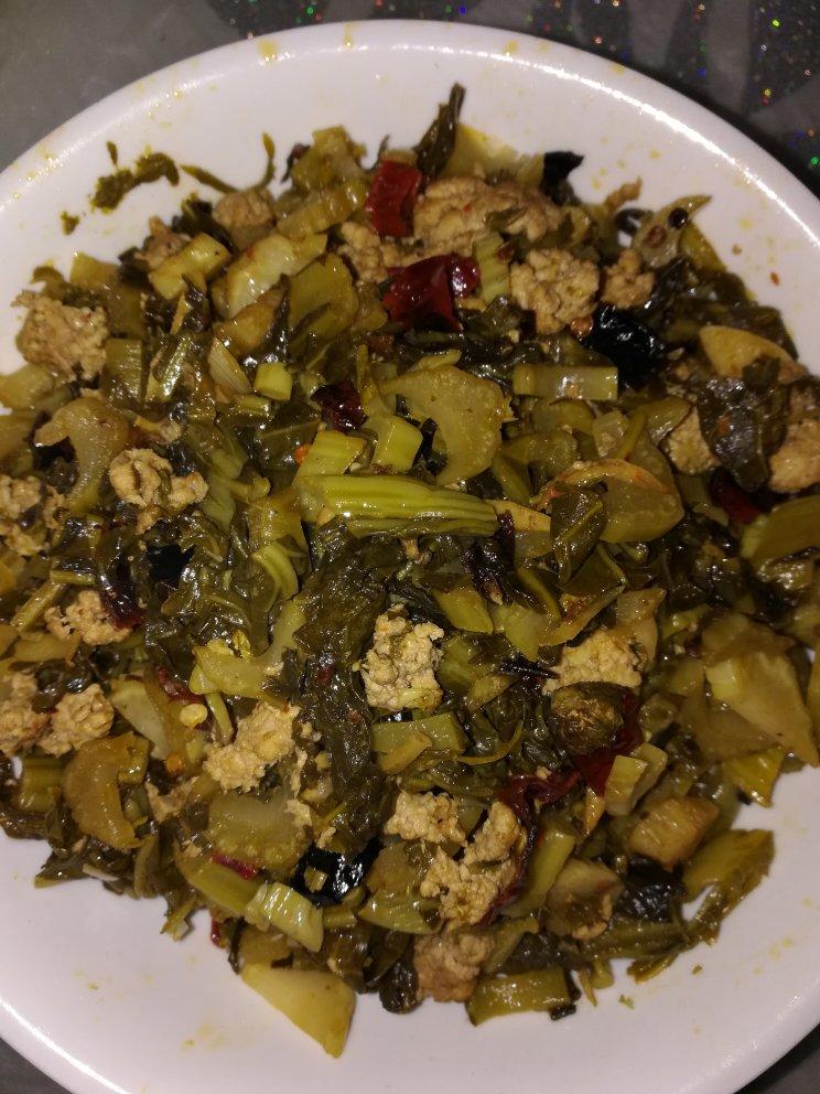 酸菜炒肉末
