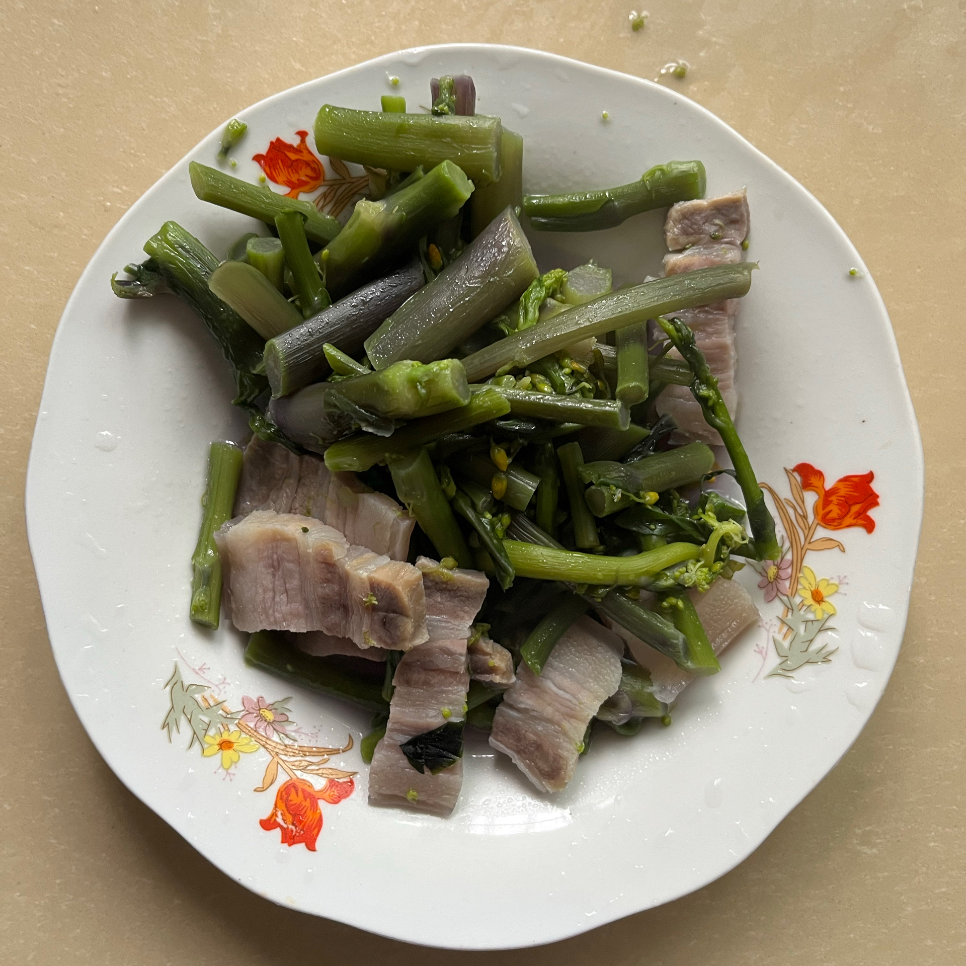 红菜苔炒腌肉