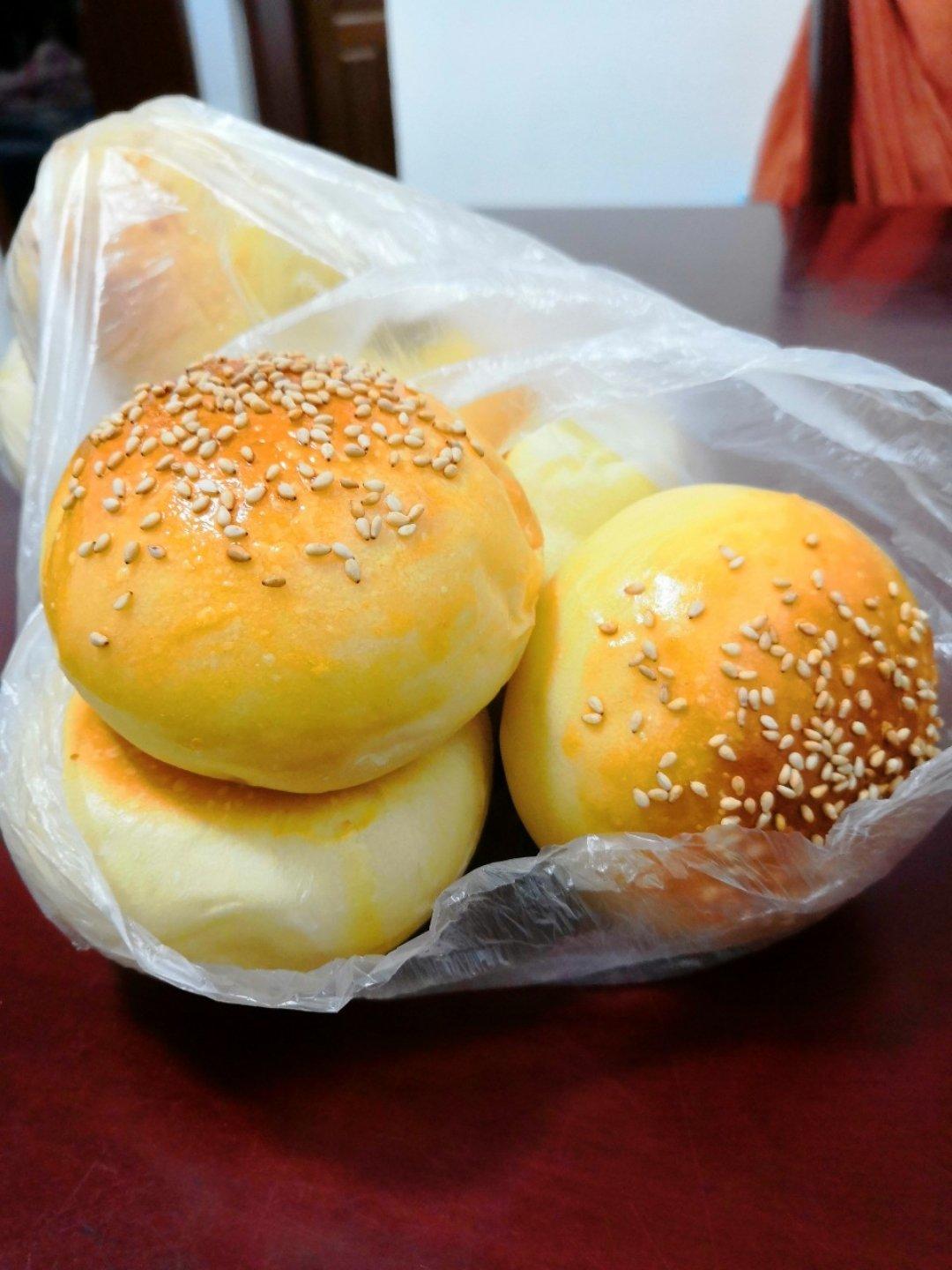 椰蓉奶香小餐包