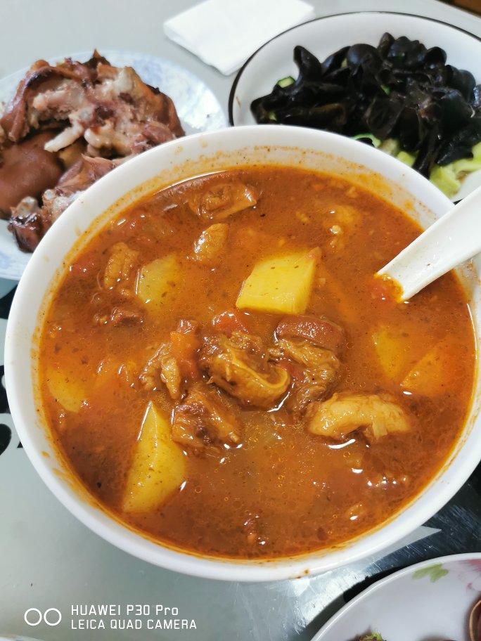 番茄土豆炖牛腩