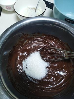 黑巧克力夹心松饼的做法 步骤3