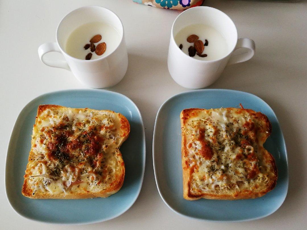 快手早餐—烤芝士吐司面包片