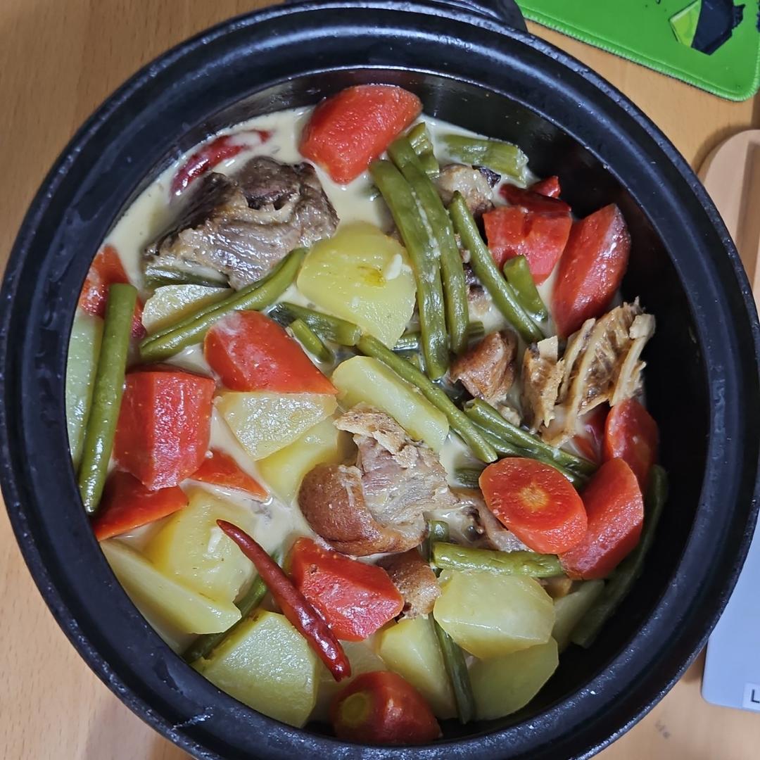 做出了妈妈味道的腊猪蹄！