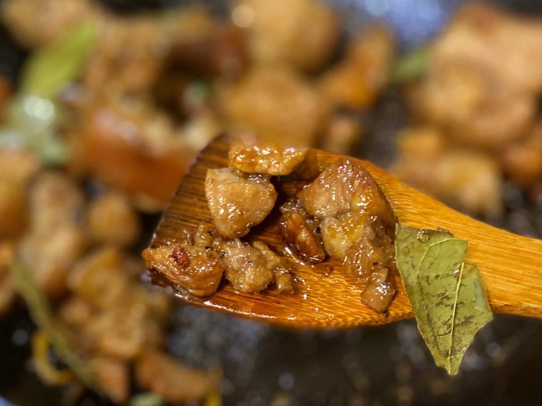 舌尖上的香煸猪脚～