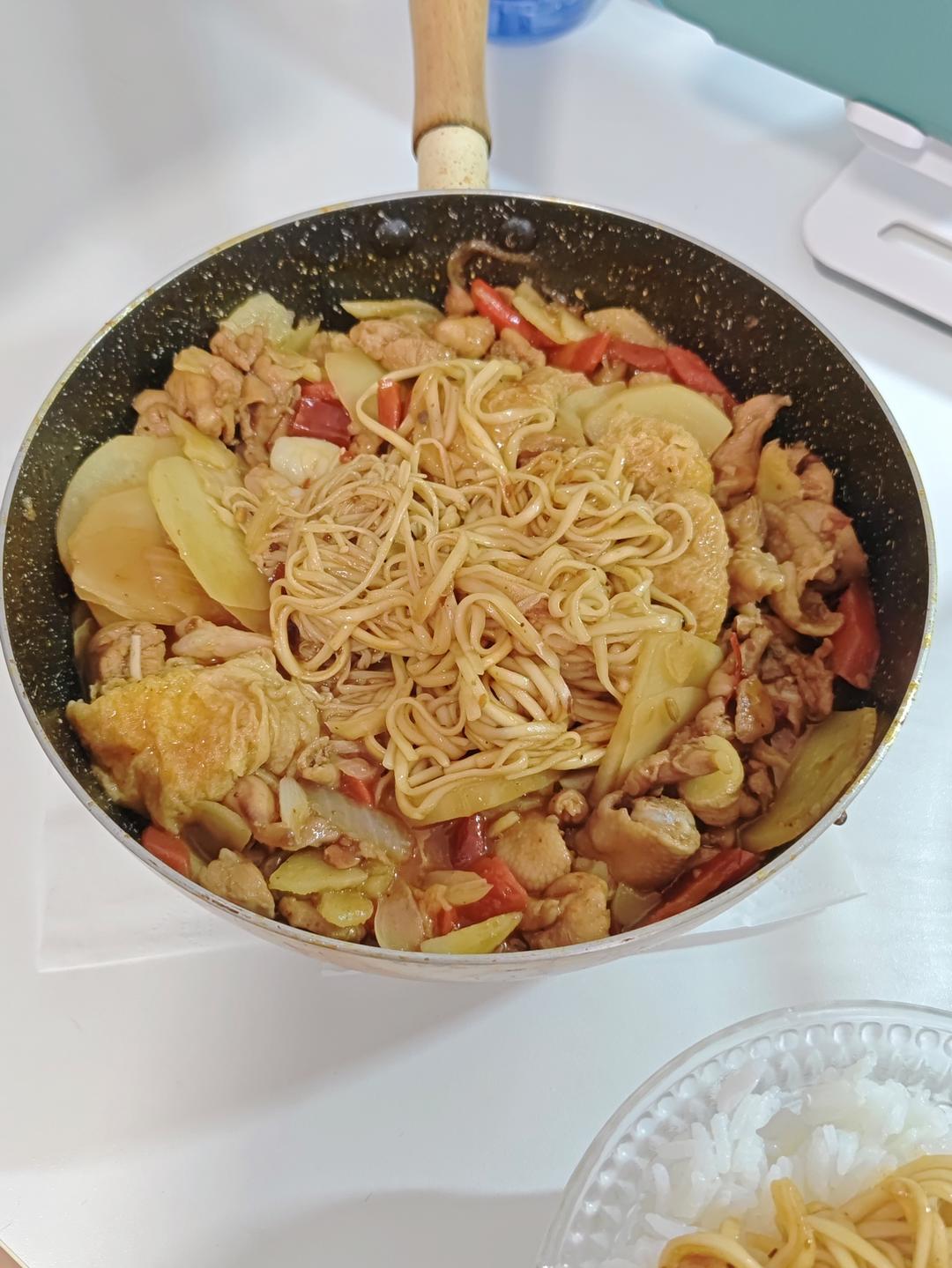 比店里好吃的重庆鸡公煲！