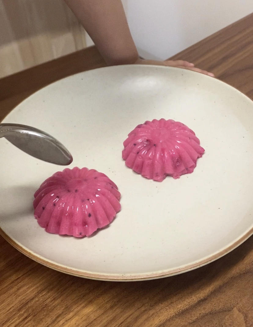 火龙果慕斯蛋糕（蛋白粉）纯素