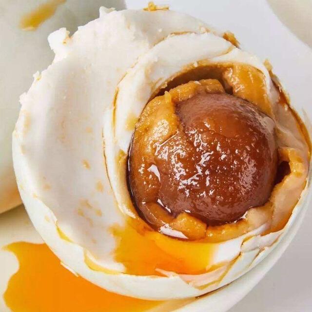 烤鸭蛋（自己腌制油多多😍）