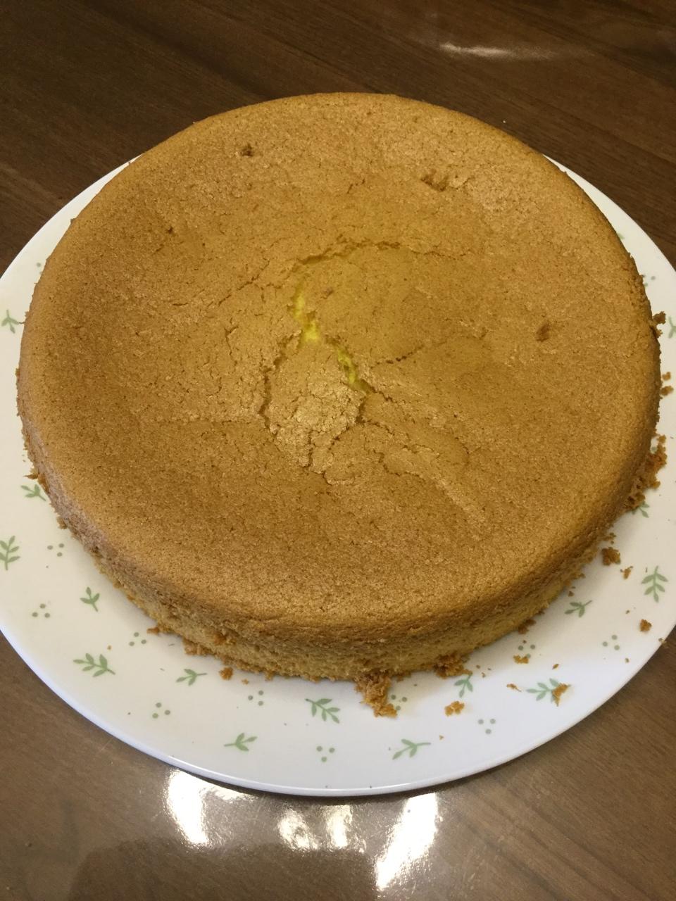烤箱做蛋糕（戚风蛋糕的做法）