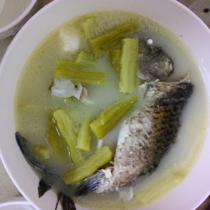 鲫鱼豆腐汤