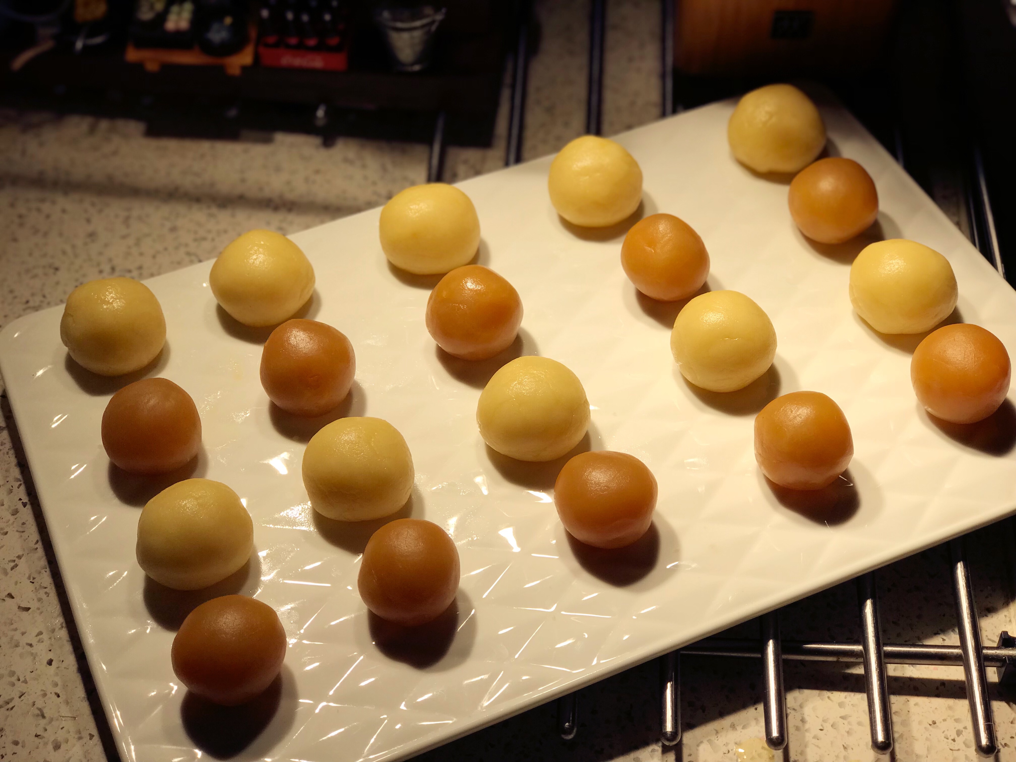 广式蛋黄莲蓉月饼🥮的做法 步骤19