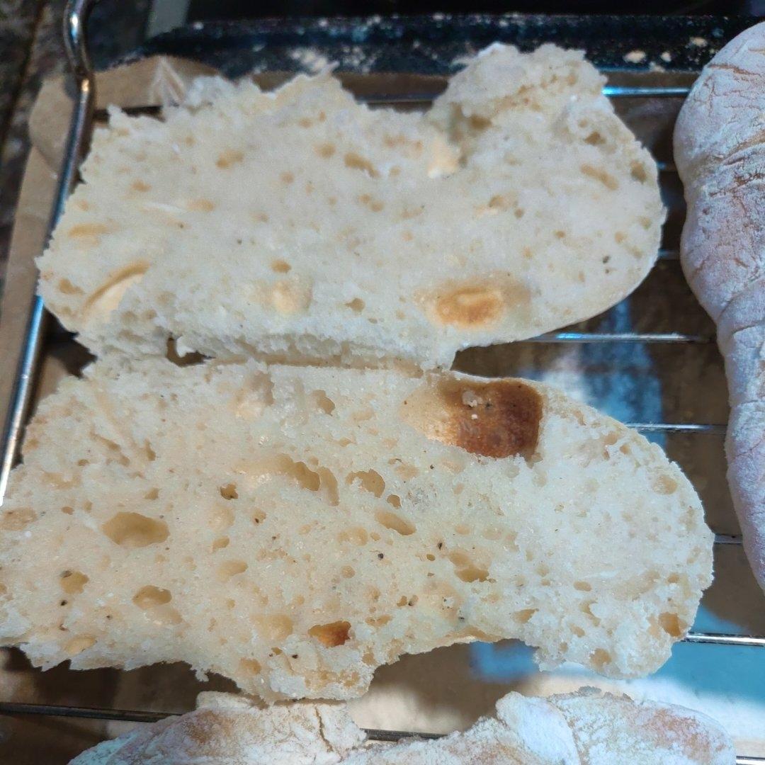 大孔奶酪恰巴塔