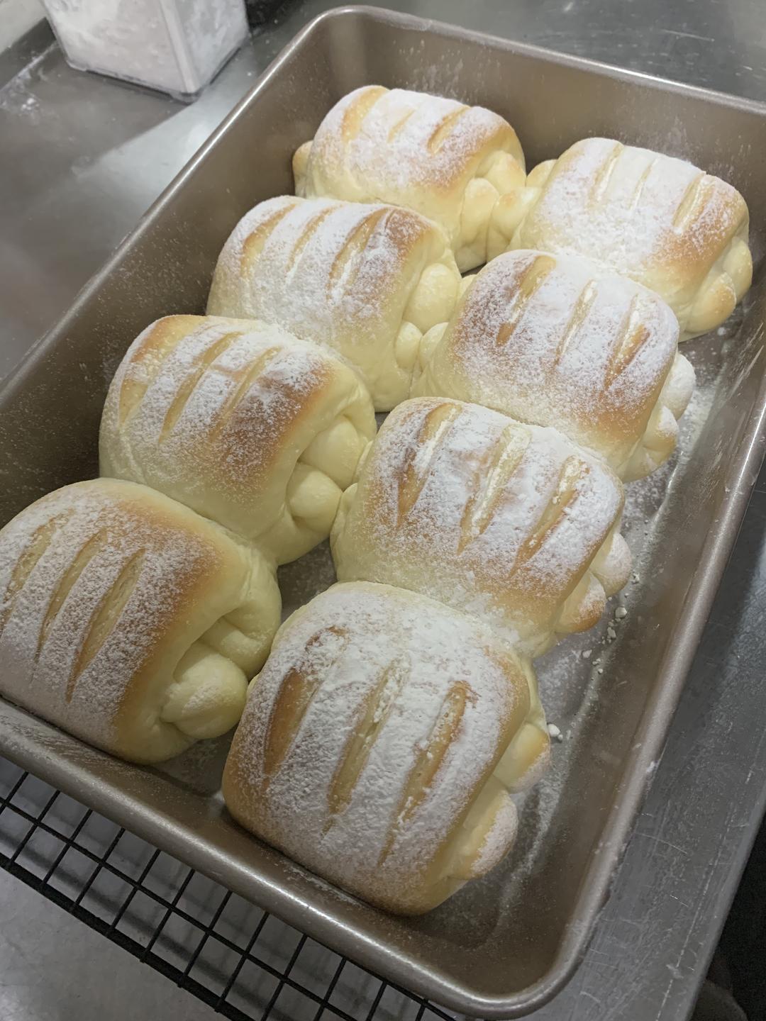 纯奶手撕吐司的做法 步骤1