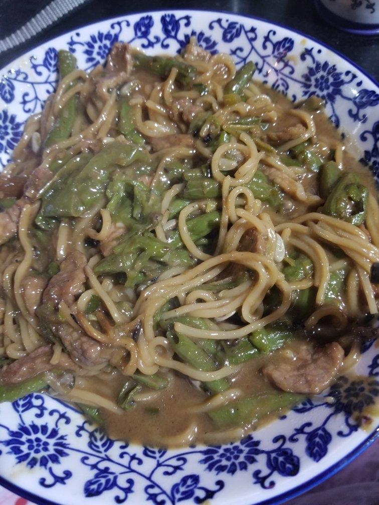 豆角焖个面