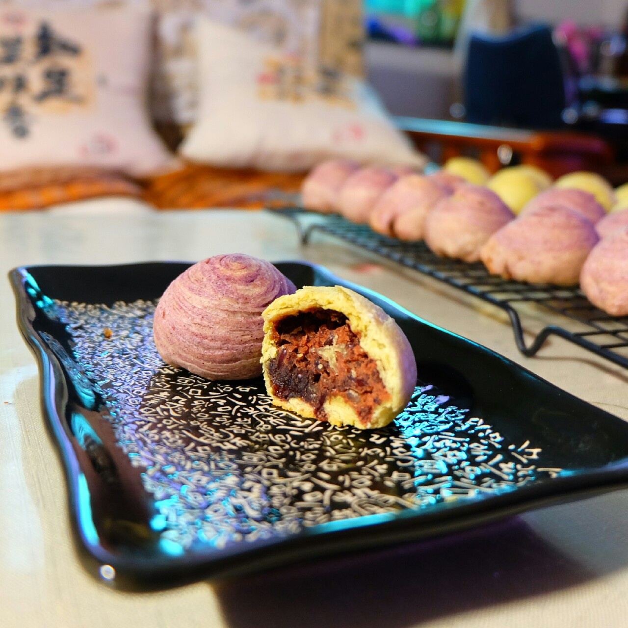 蛋黄酥~紫薯、抹茶、原味~花好月圆，中秋快乐~内附一次做六色蛋黄酥方法~