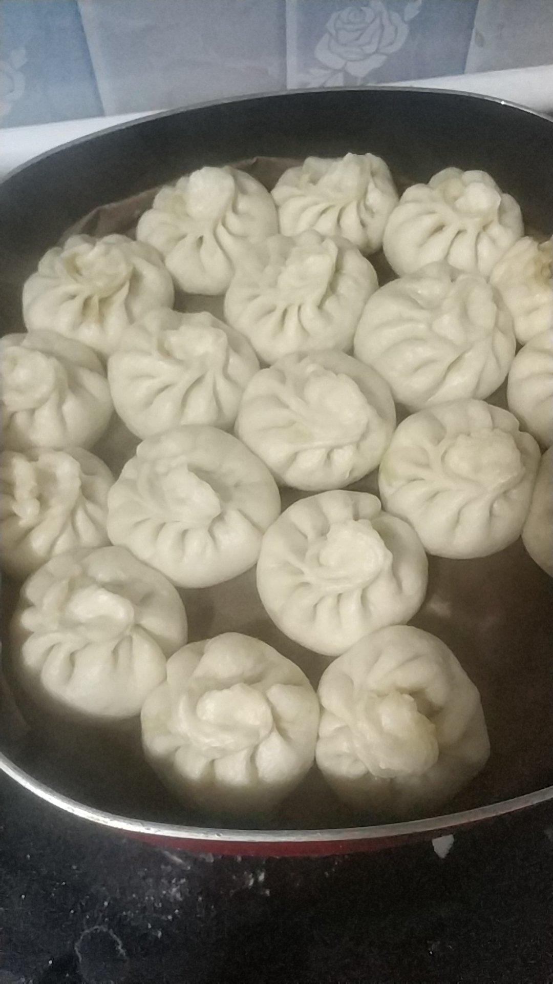 发面小包子