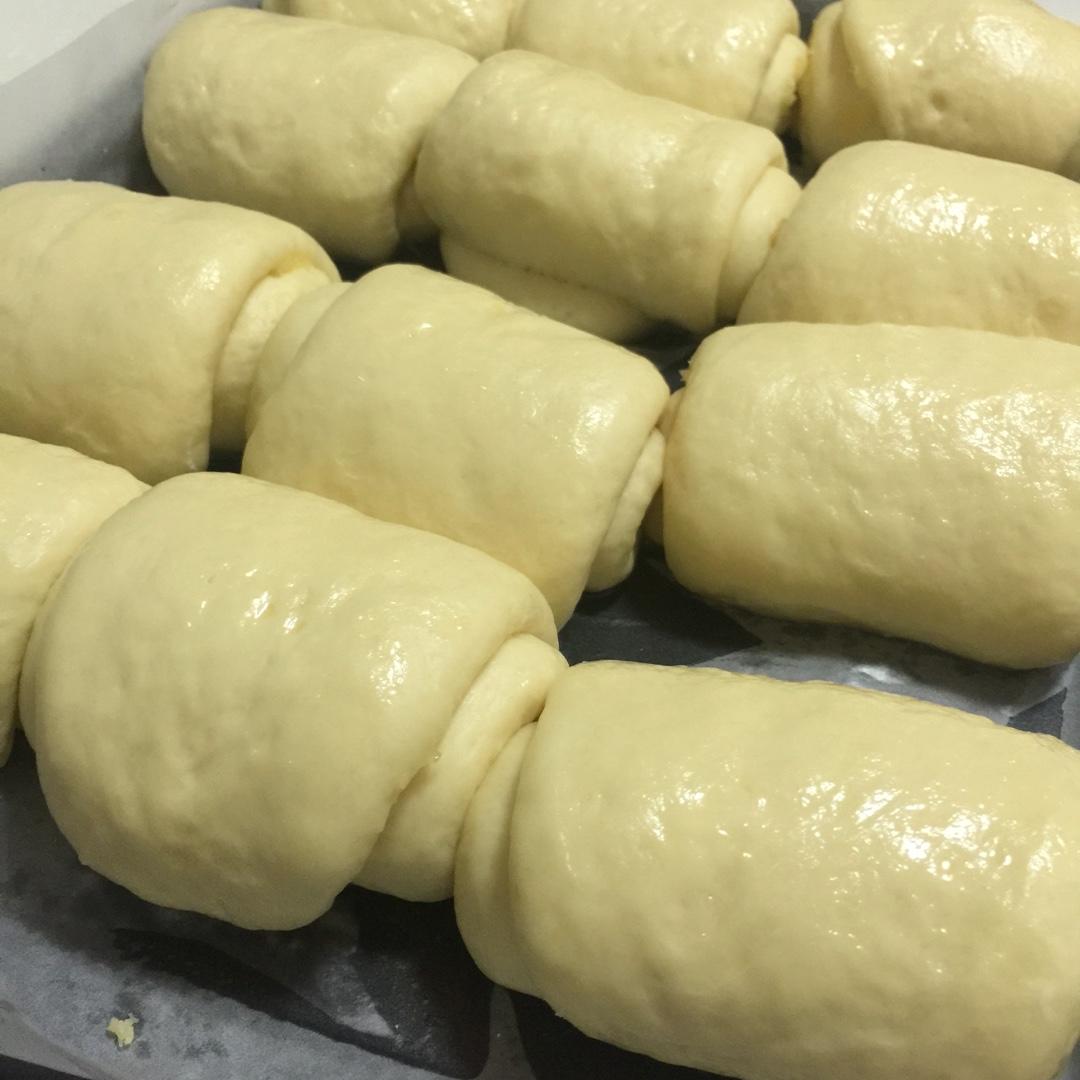 椰蓉面包卷