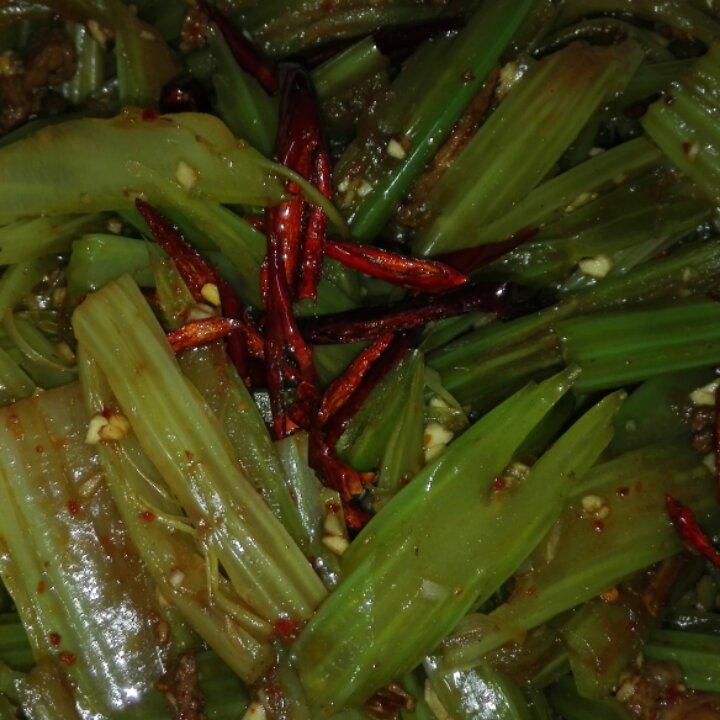炝芹菜