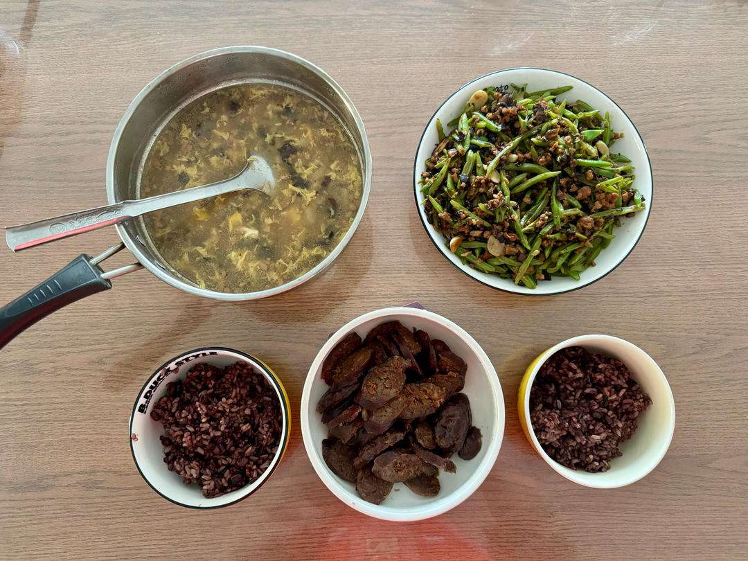 午餐•2026年2月14日