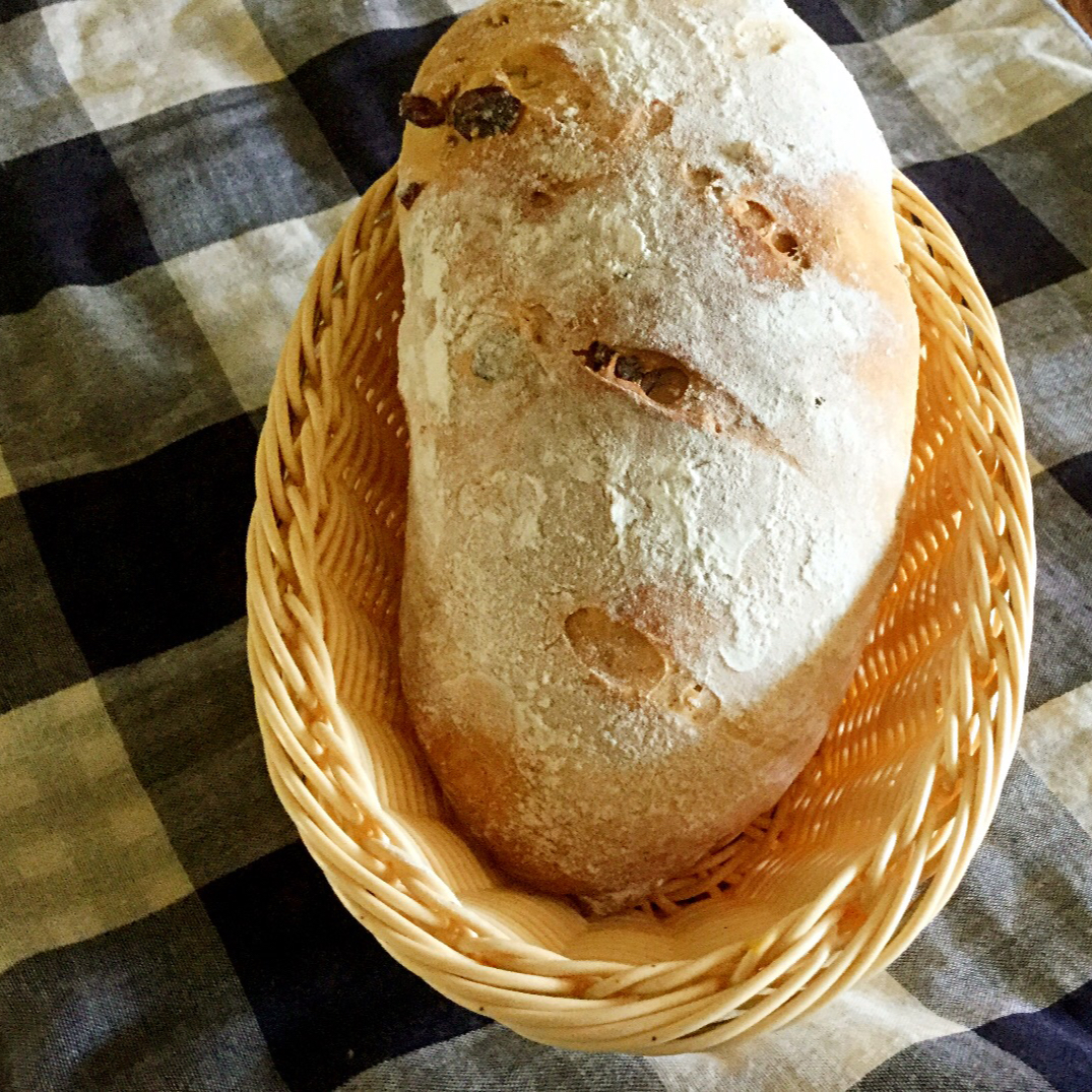 香蕉全麦果仁软欧包