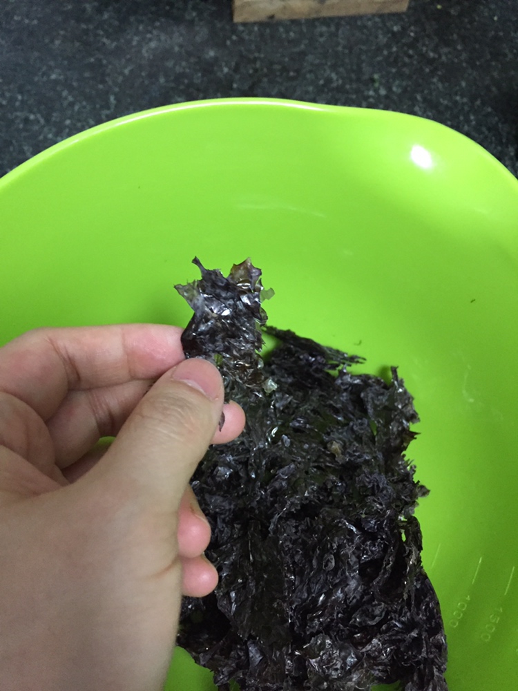 嘎滋脆的快手盐烤紫菜的做法 步骤3