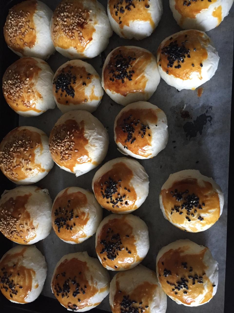 泳式鲜肉榨菜月饼