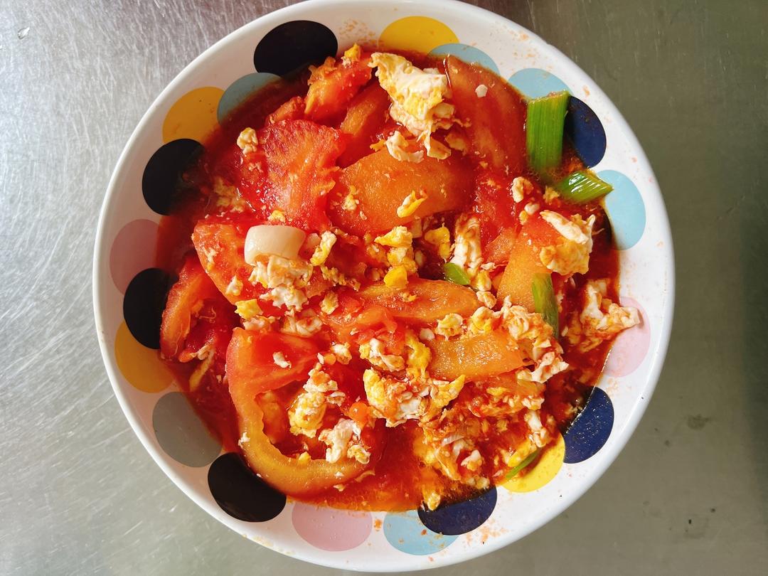 西红柿炒鸡蛋的做法