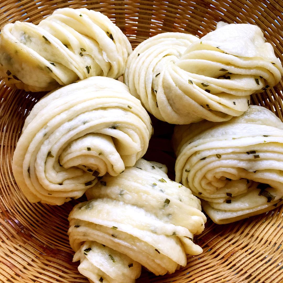 葱油花卷 Steamed Roll