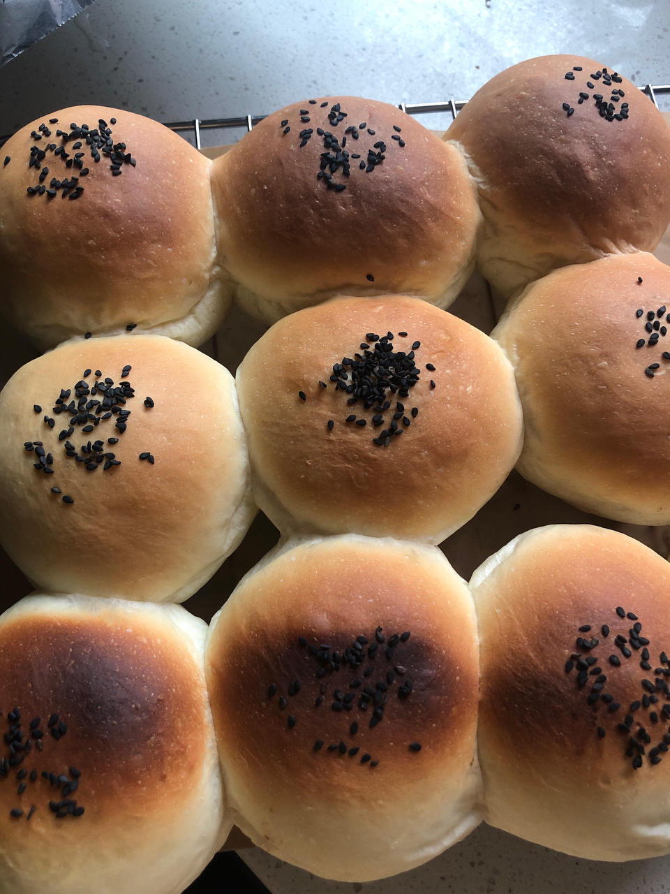 日式豆沙面包（皮肤透亮的软妹子）