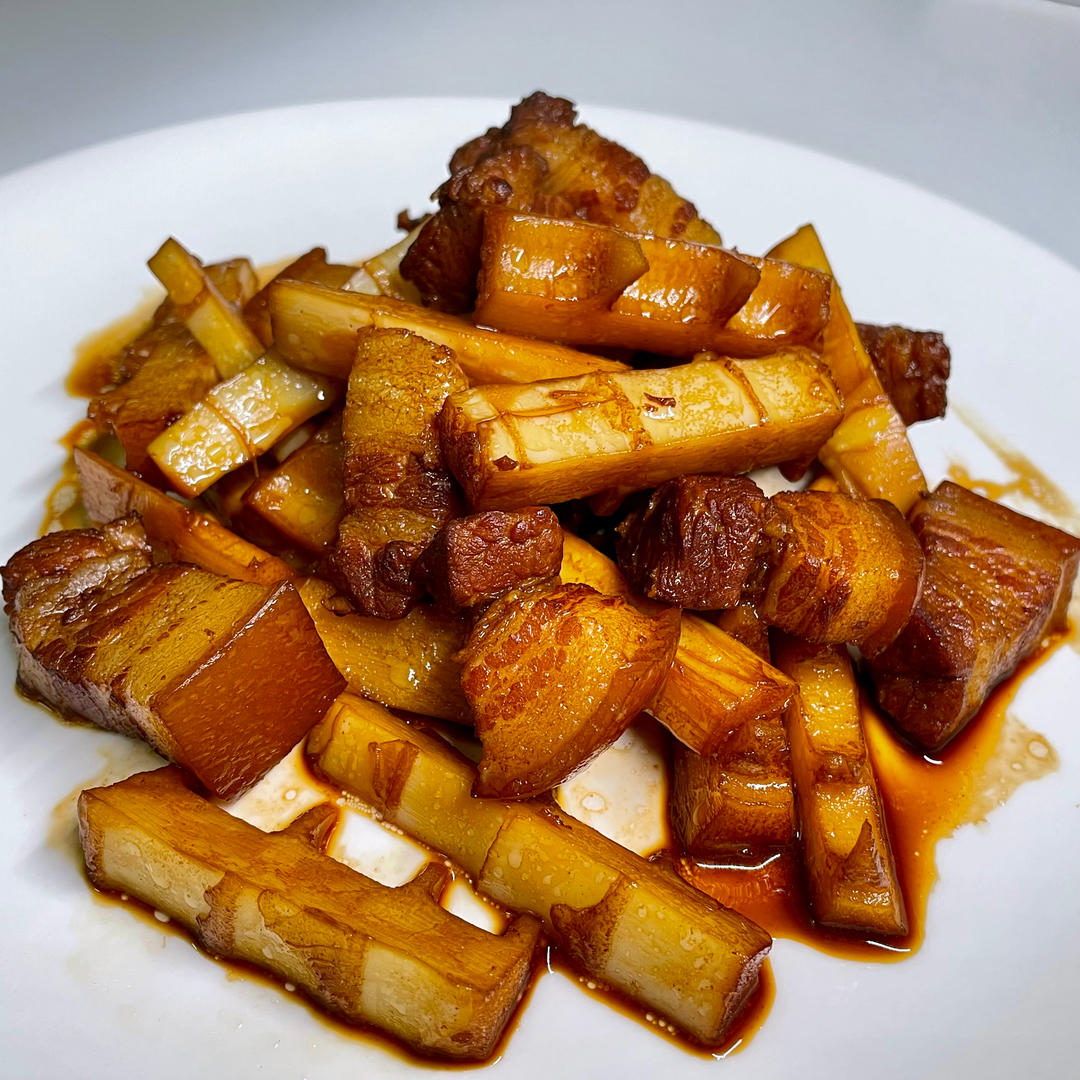 笋烧肉（红烧肉加笋）怎么这么好吃？？？