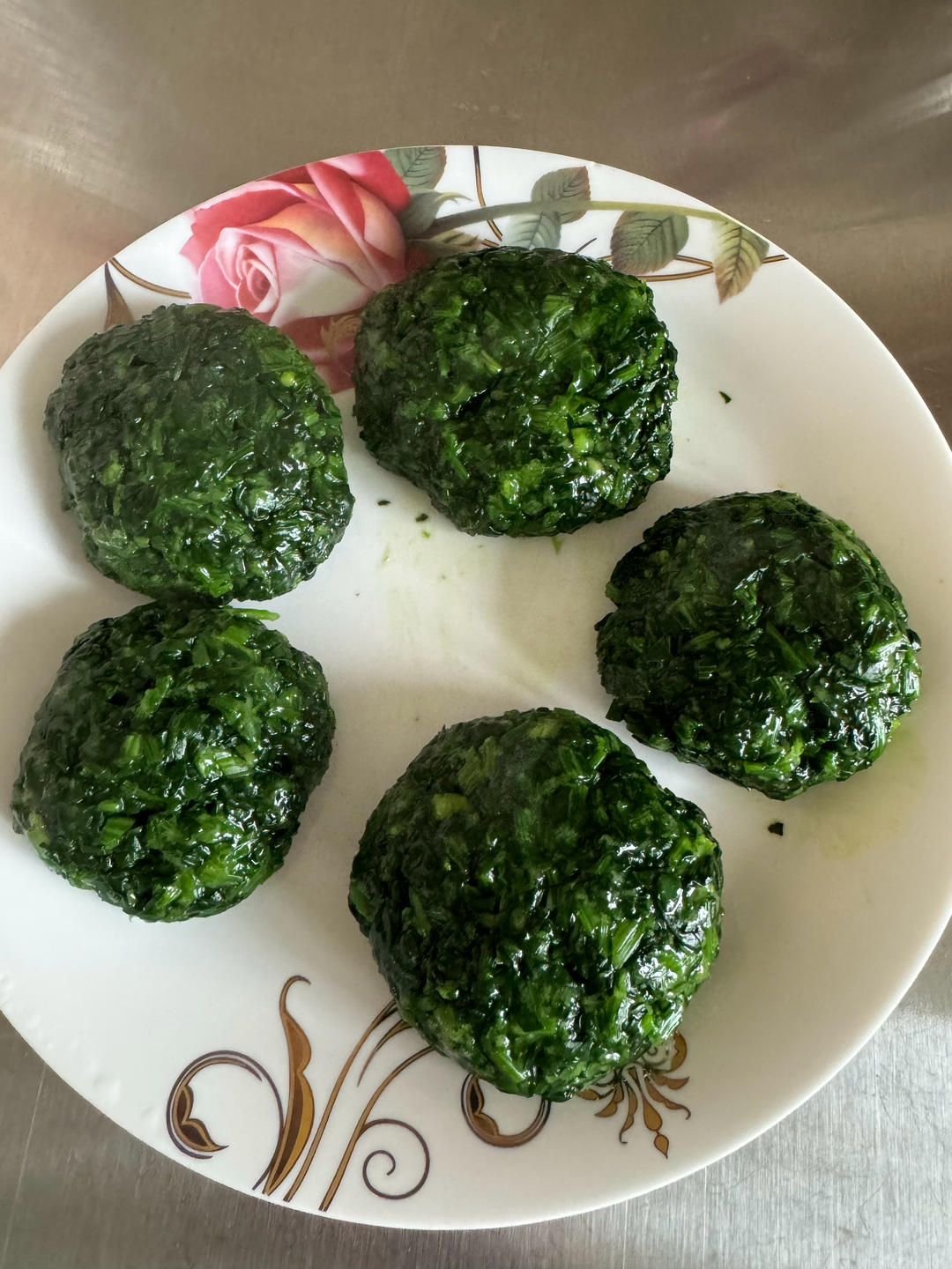 菠菜团子