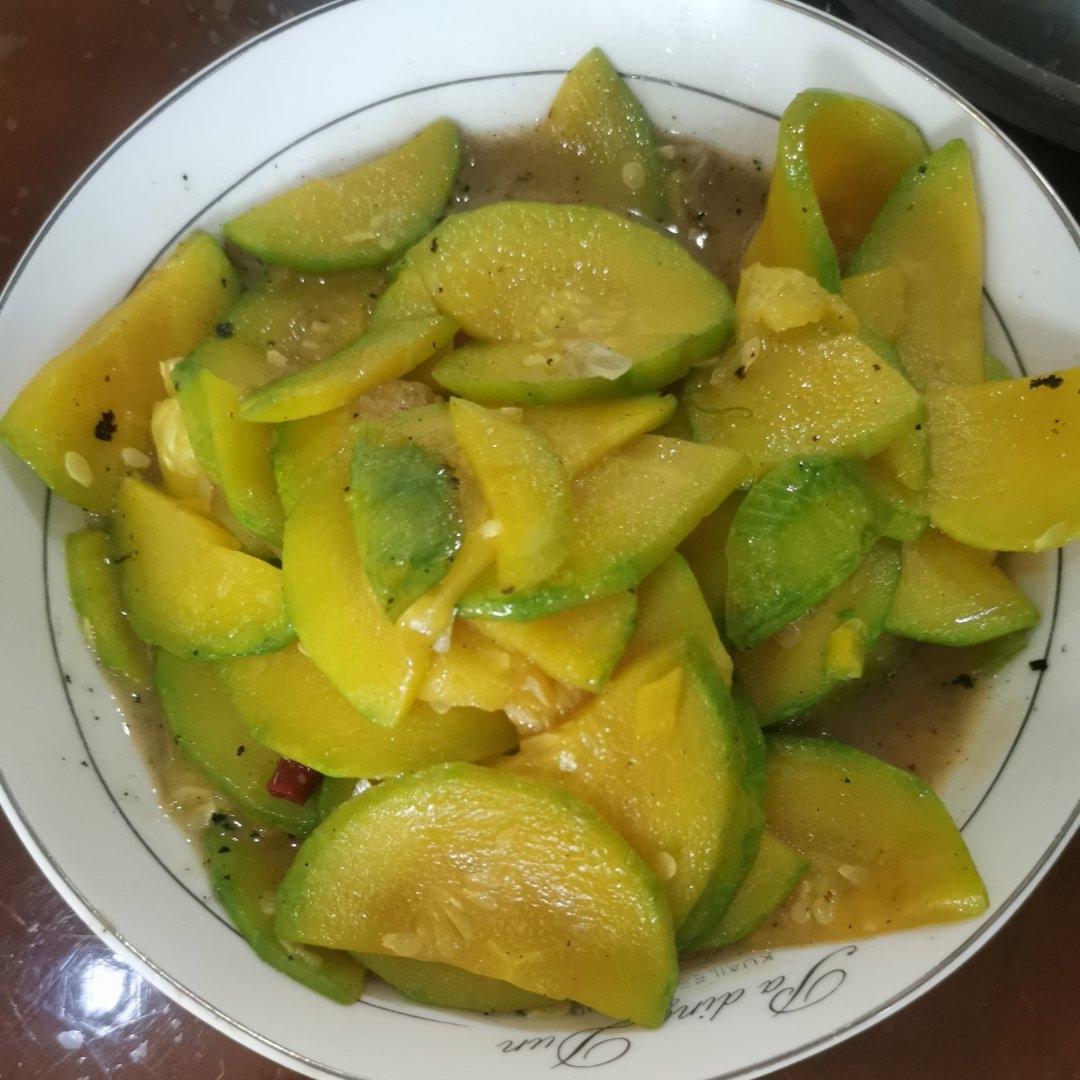 个人版清炒嫩南瓜片