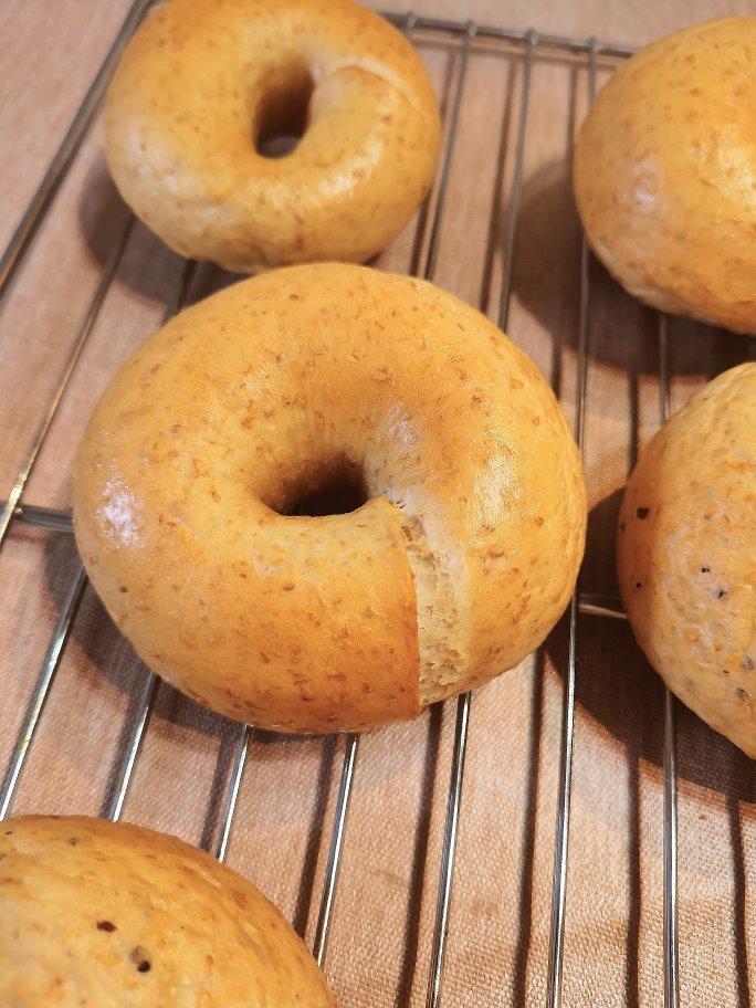 全麦藜麦贝果（无油咸贝果）