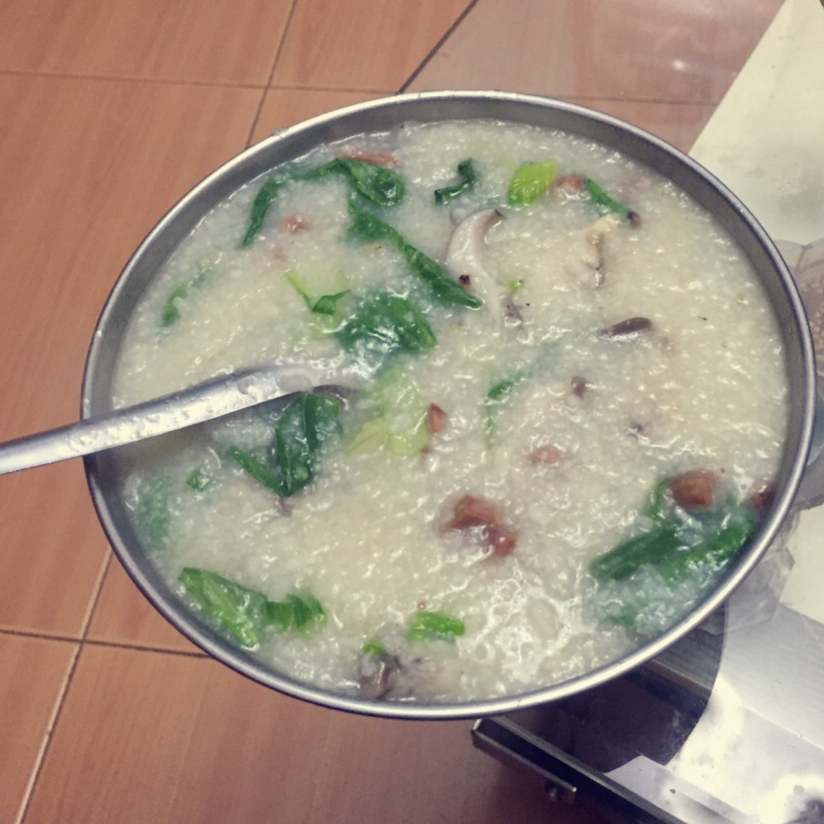 炒米青菜蘑菇粥