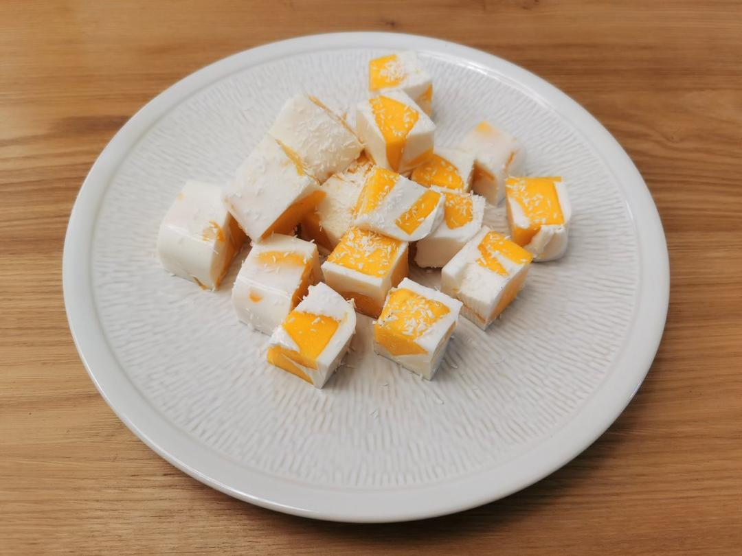 椰奶芒果布丁（超简单快手）