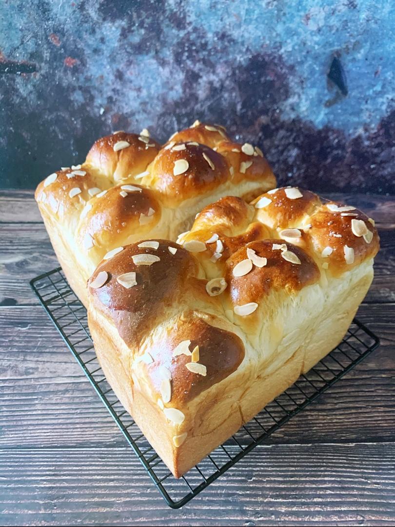 水立方北海道牛奶淡奶油吐司100%中种面包松软拉丝