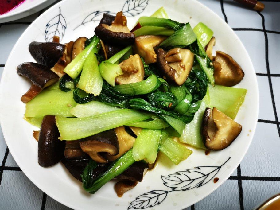 青菜烧香菇