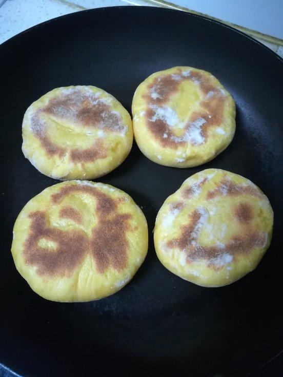 堂妈小厨——发面南瓜饼