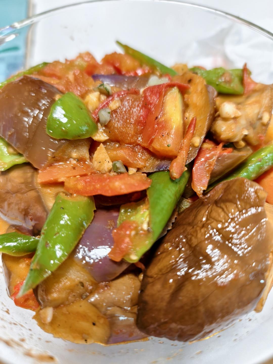 5分钟快手下饭菜#番茄炒茄子🍅番茄家族