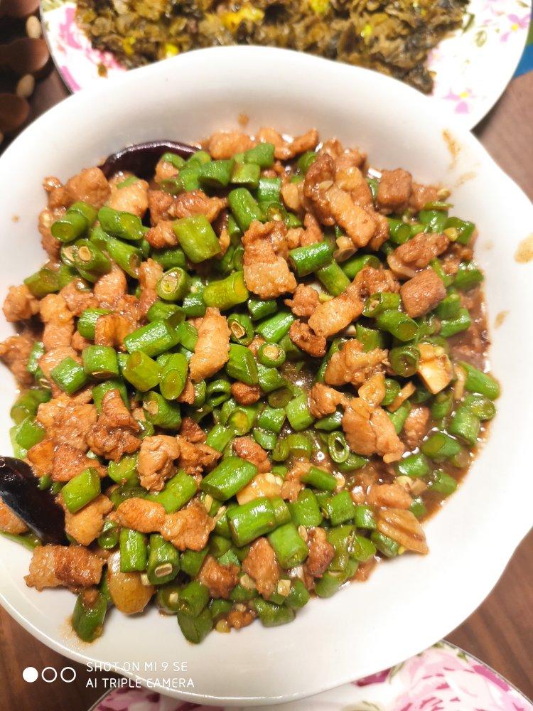 超简单的下饭菜🔥肉末豆角，好吃到流泪