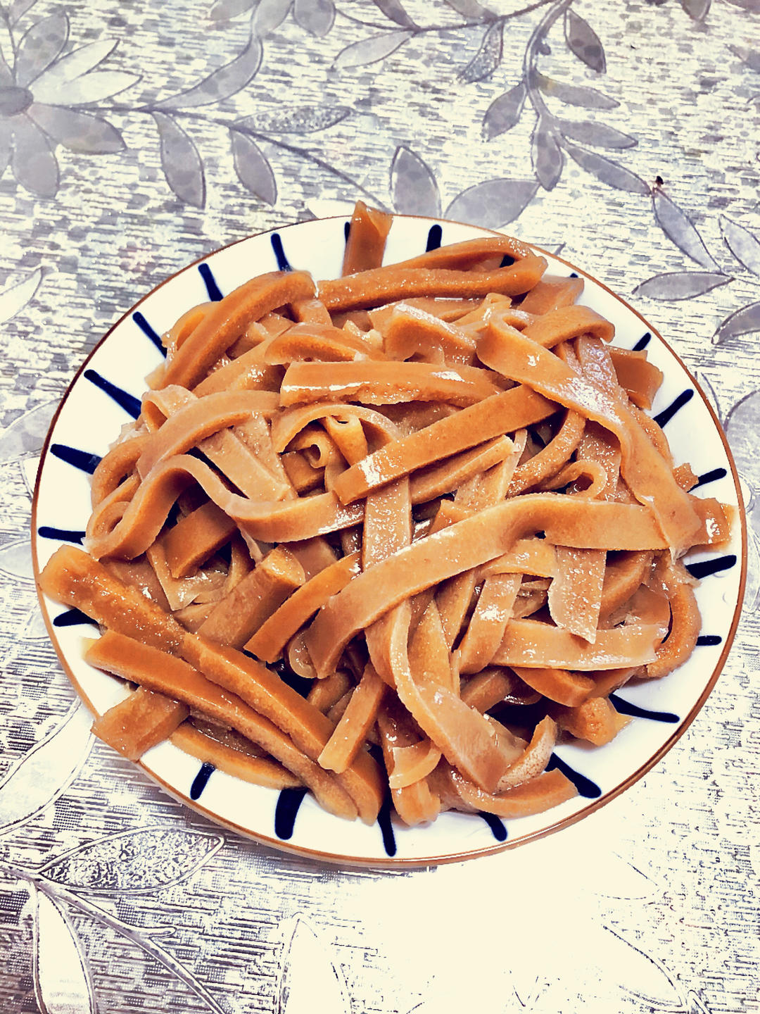 超简单的自制红薯粉皮