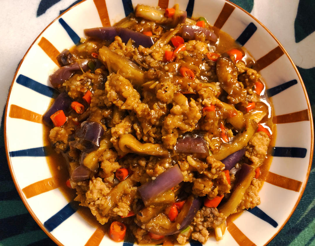 肉沫茄子（非油炸健康版）文末另附万能鱼香汁配方。