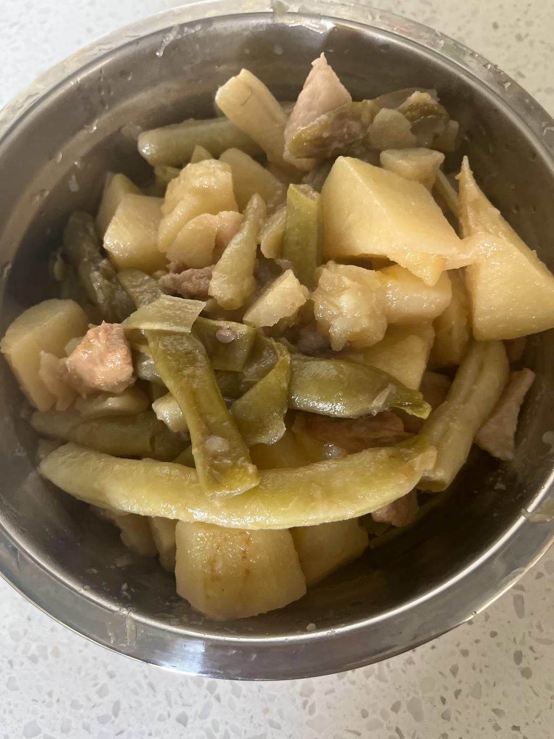 超级下饭的芸豆土豆炖肉肉（给多少肉都不换，配上米饭，两碗没问题）