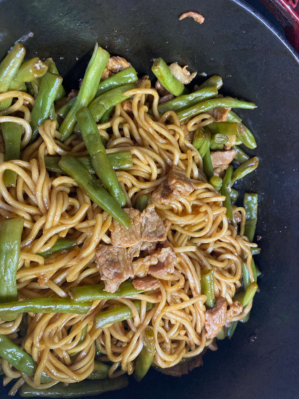 豆角焖面【5月珐琅铸铁锅食谱】