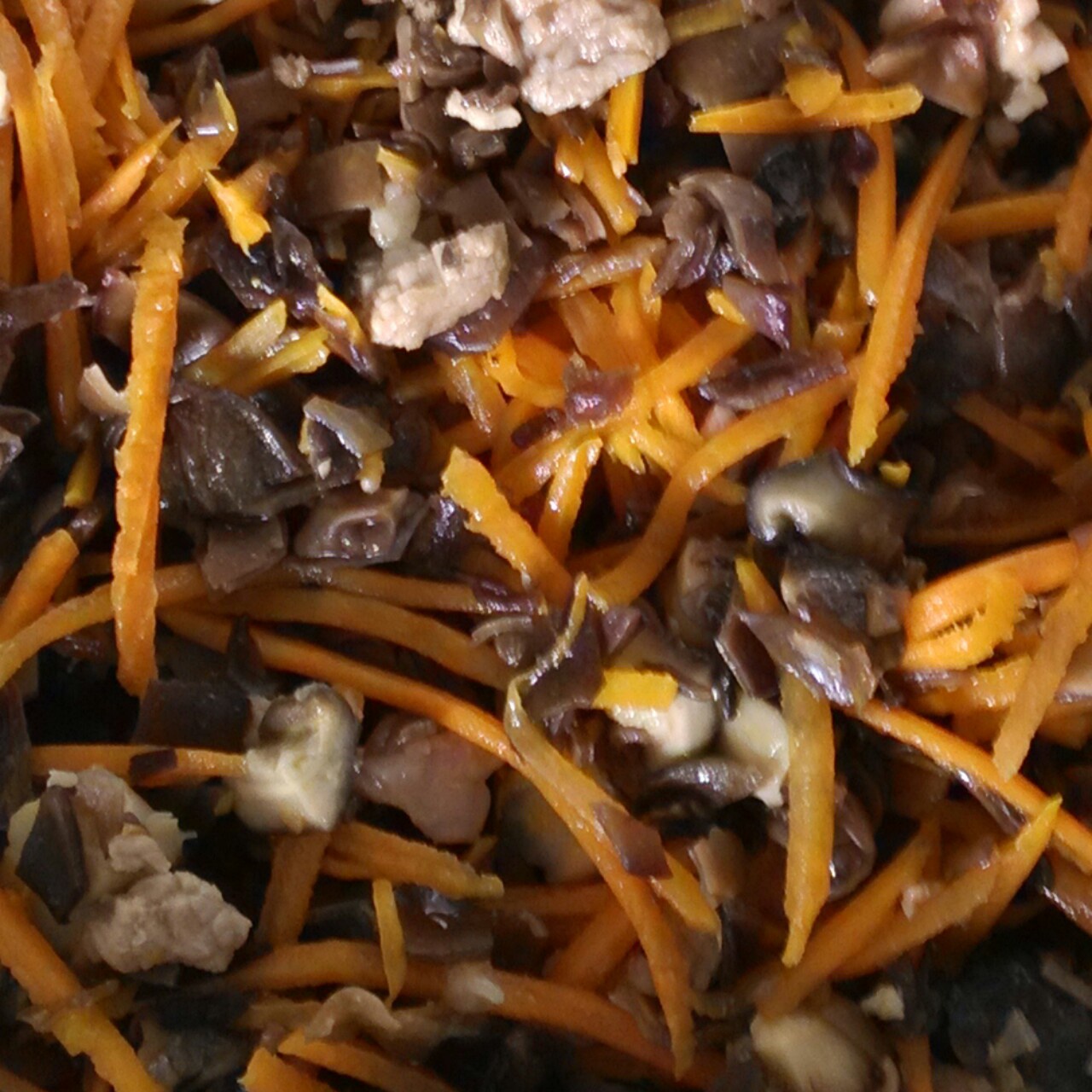 胡萝卜鸡蛋香菇木耳素馅饺子