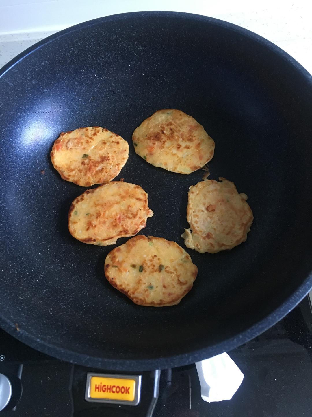 土豆番茄煎饼的做法