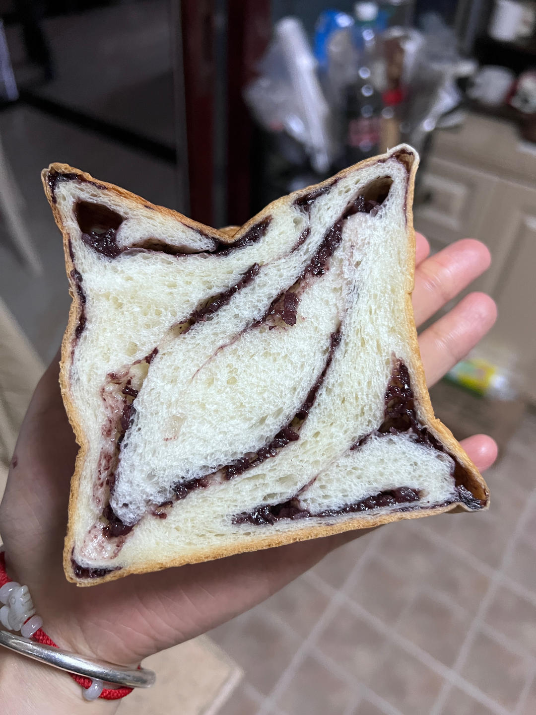 日式椰香紫米吐司