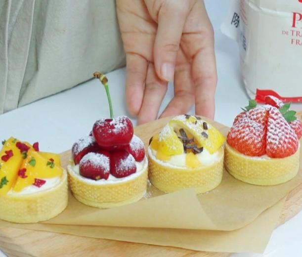 四种水果挞的做法