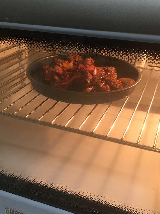 秘制杂蔬烤牛肋条