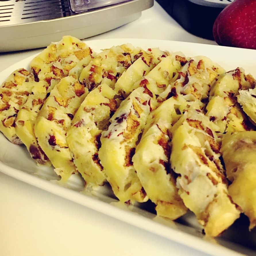 红枣核桃葡萄干糕